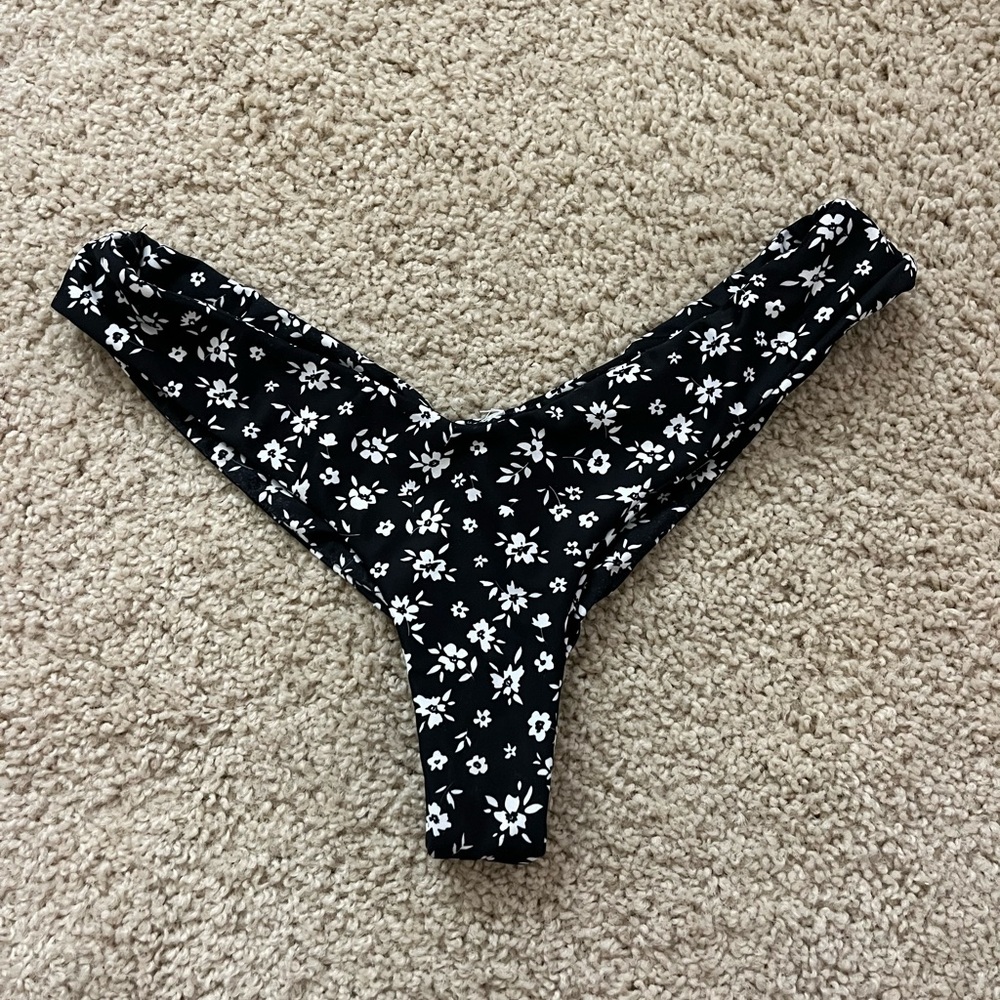 Merrilees Boutique French V Brazilian Bottoms!